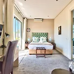 The One 8 Hotel In Green Point - Solar Power